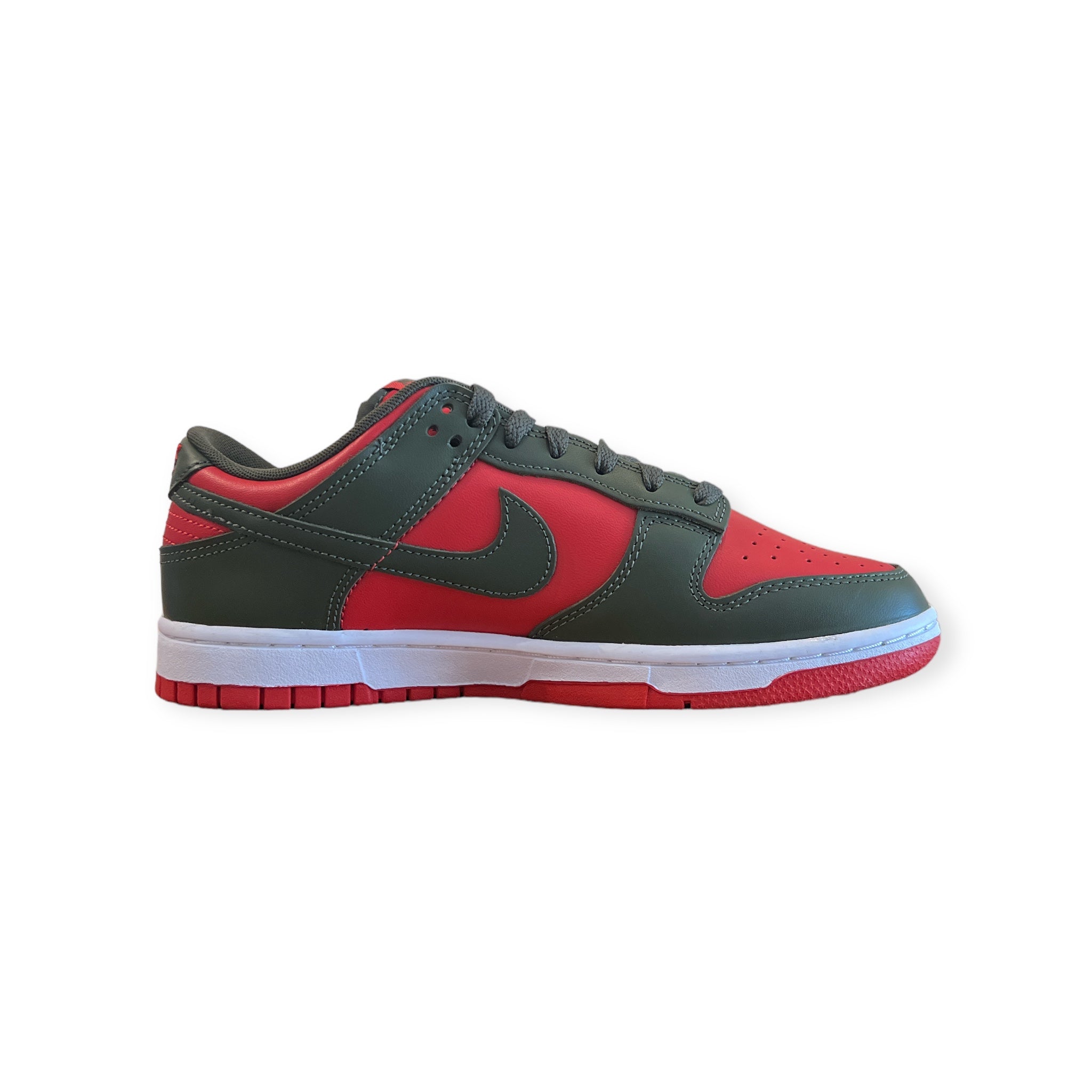 Dunk Low 'Mystic Red' | Elite Laced